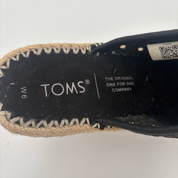TOMS Black Woven Wedges with Tan Espadrille - Picture 9 of 12